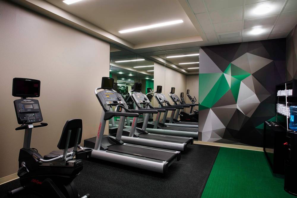 Courtyard By Marriott San Diego Gaslamp-convention Center 10