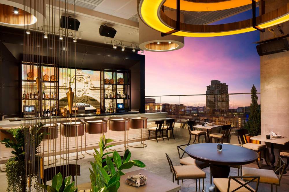 Courtyard By Marriott San Diego Gaslamp-convention Center 6