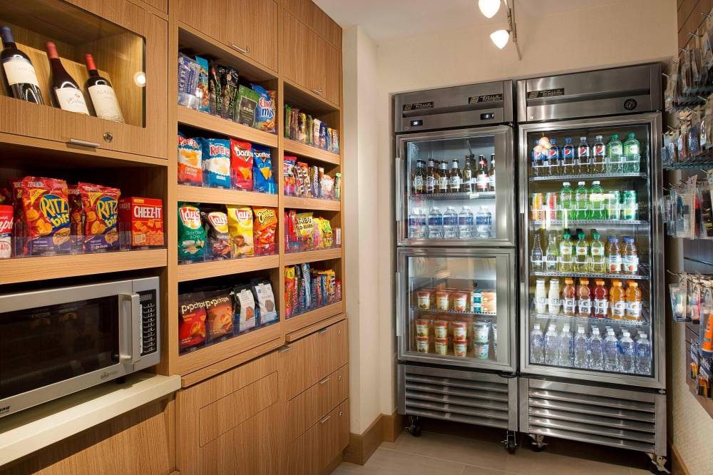 Courtyard By Marriott San Diego Gaslamp-convention Center 2