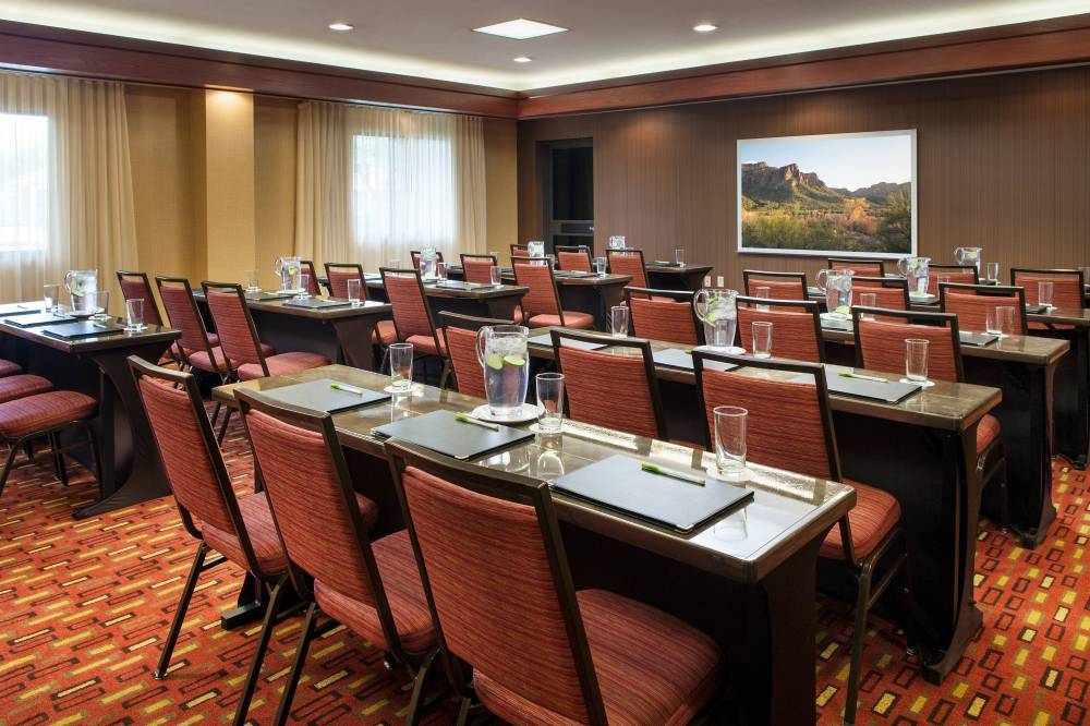 Courtyard By Marriott Scottsdale Old Town 5