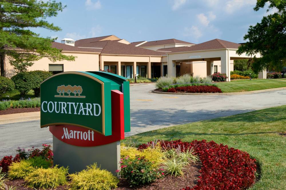 Courtyard By Marriott St Louis Creve Coeur 4