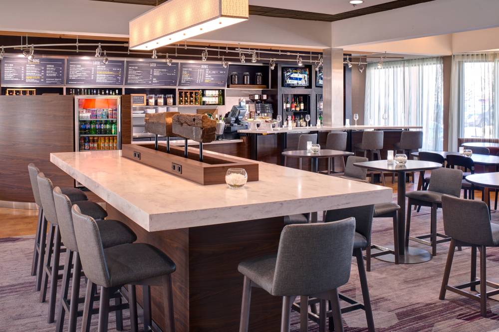 Courtyard By Marriott St Louis Downtown West 6