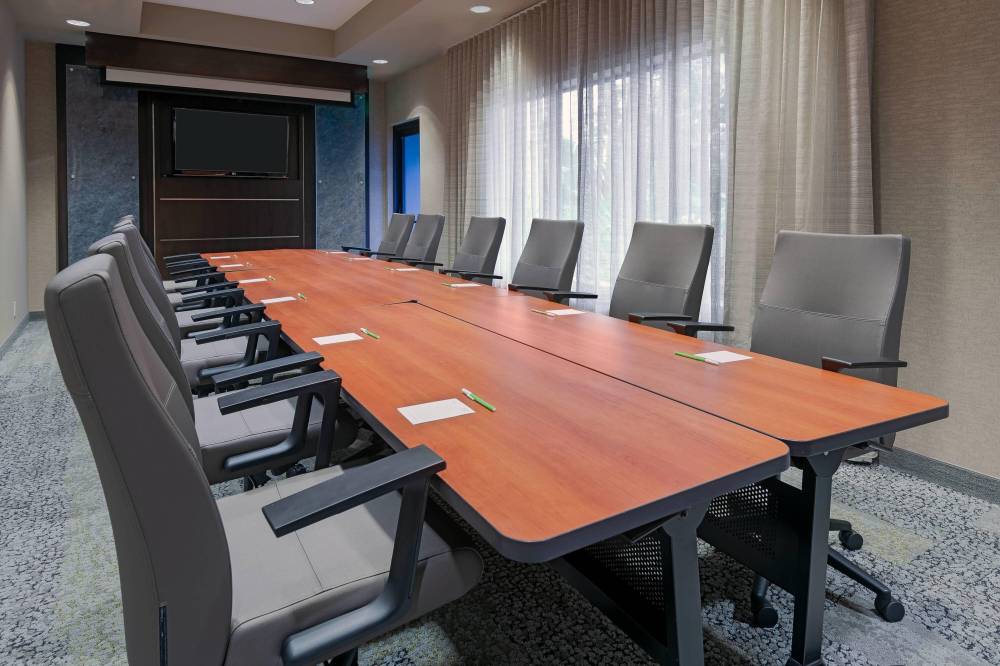 Courtyard By Marriott Tampa Downtown 4