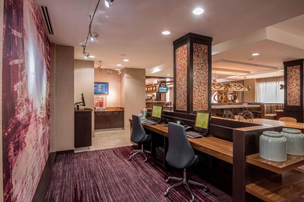Courtyard By Marriott Tulsa Downtown 3