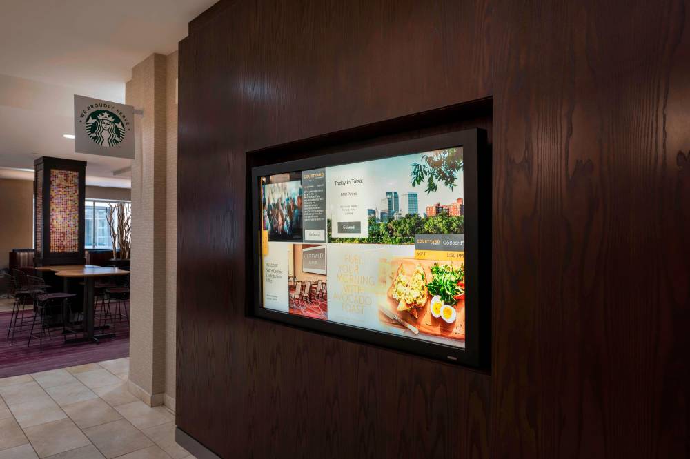 Courtyard By Marriott Tulsa Downtown 4
