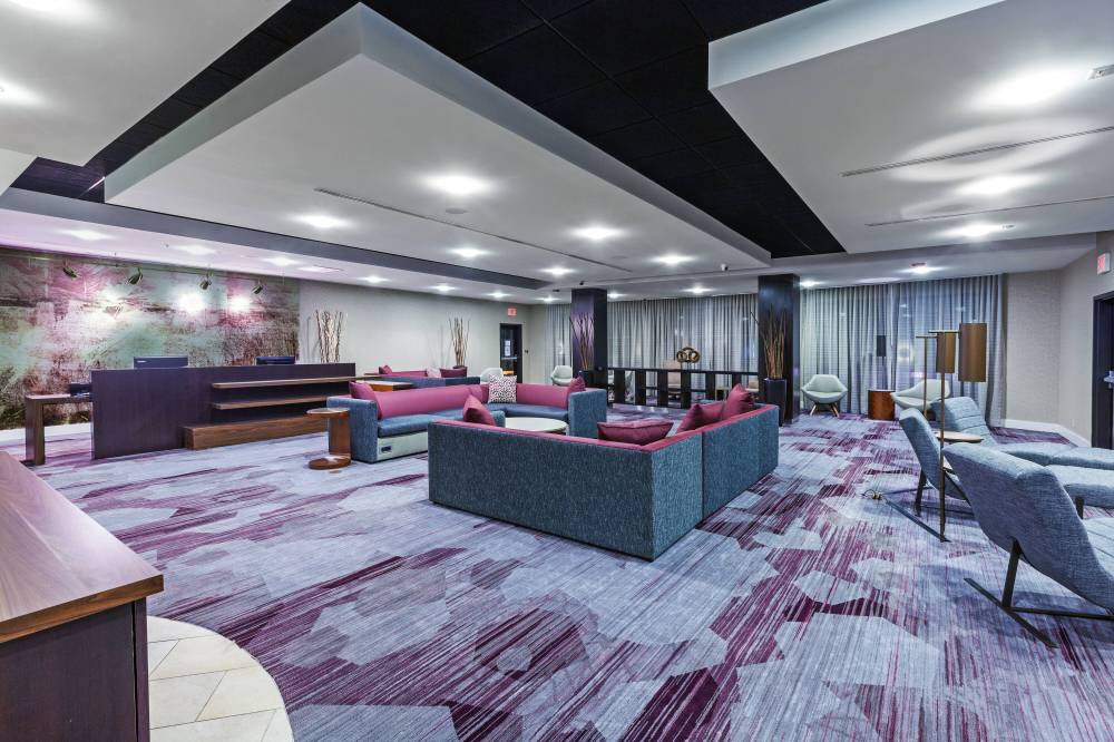 Courtyard By Marriott Tulsa Woodland Hills 8