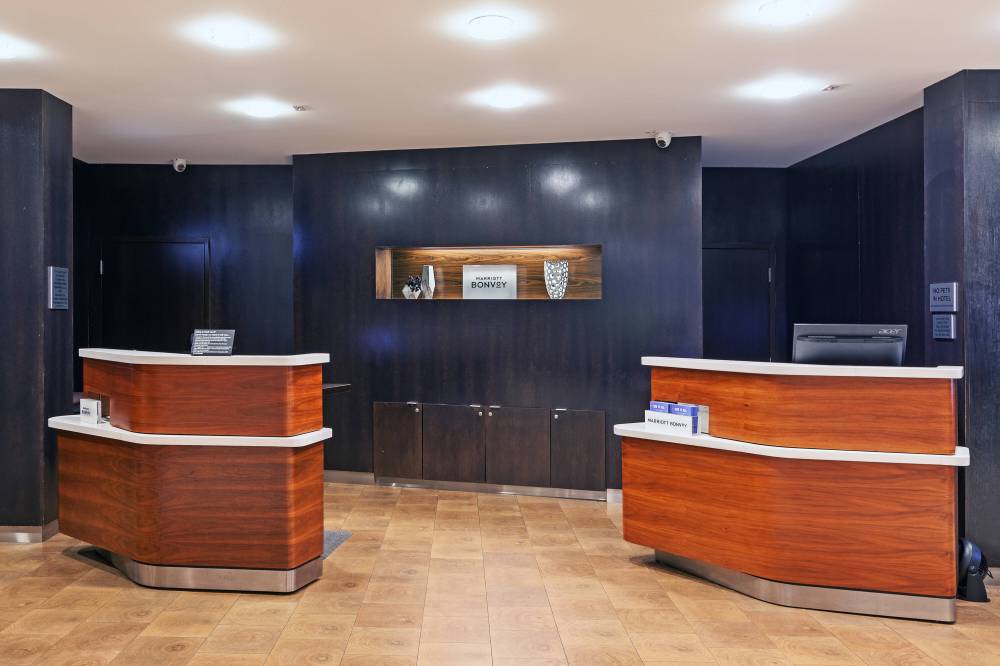 Courtyard By Marriott Tulsa Woodland Hills 7