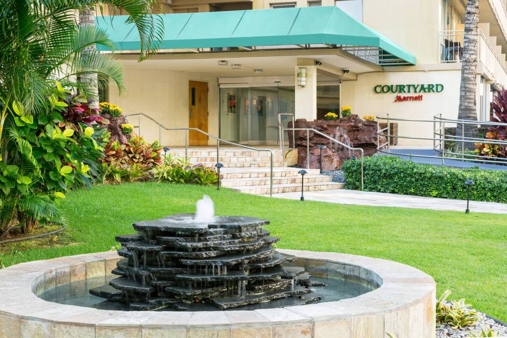 Courtyard By Marriott Waikiki Beach 6