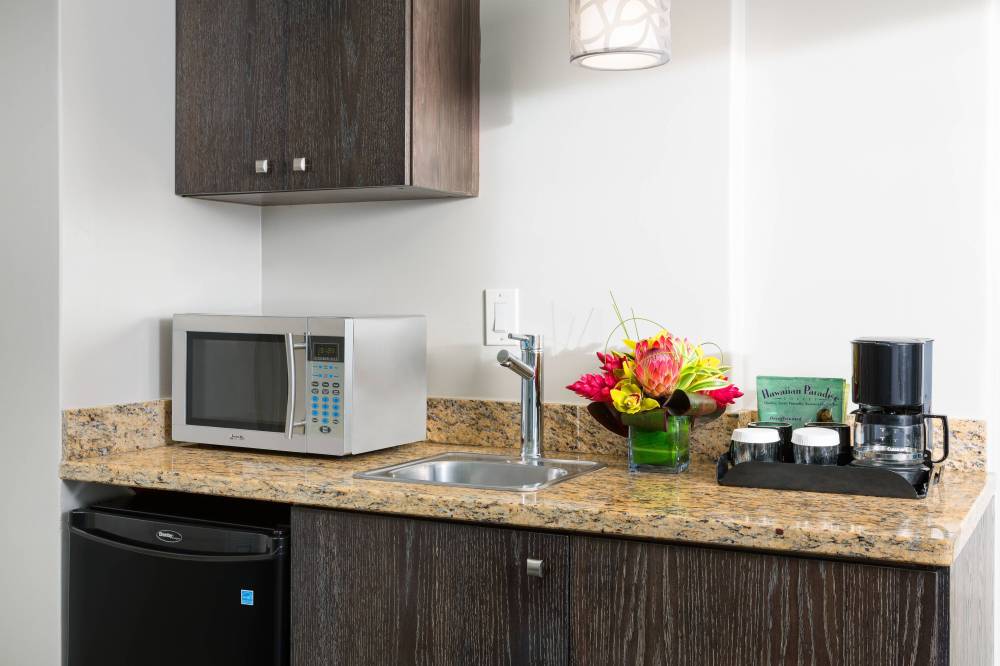 Deluxe Guest Room - Kitchenette