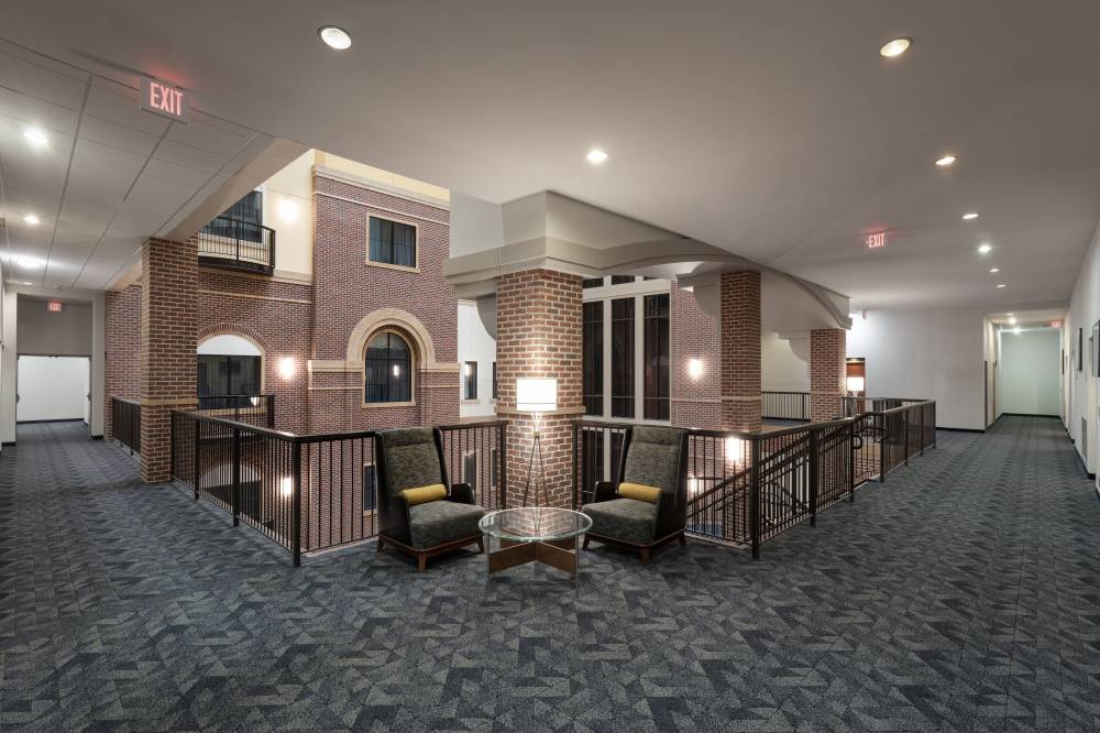 Courtyard By Marriott Wichita At Old Town 10