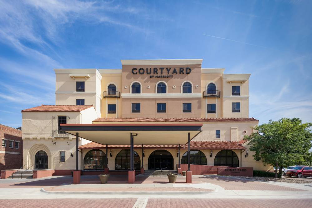 Courtyard By Marriott Wichita At Old Town 6