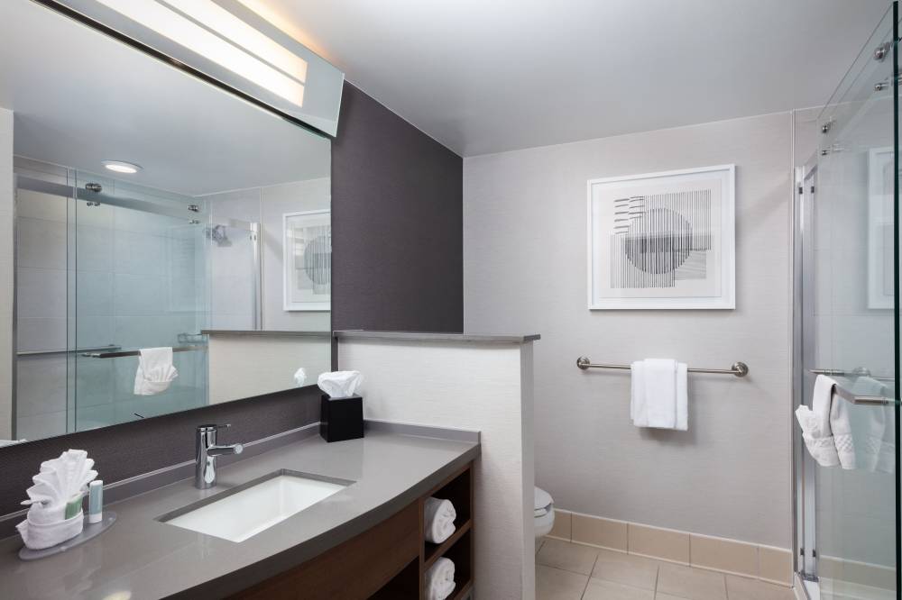 Courtyard By Marriott Wichita At Old Town 2