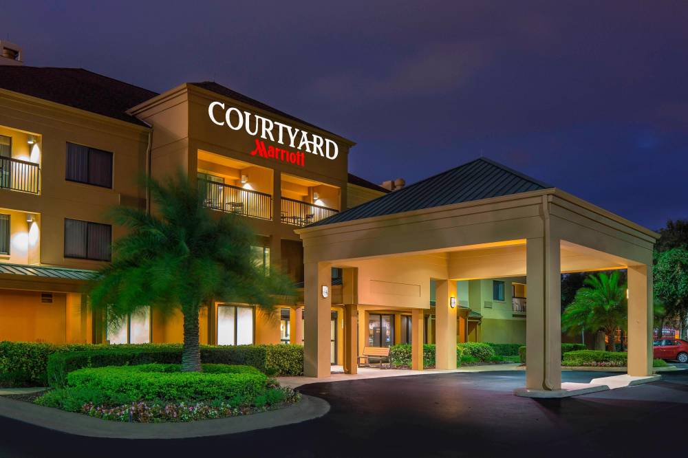 Courtyard By Marrriott Daytona Beach Speedway-airport 4