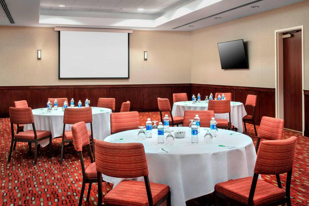 Courtyard Marriott City Center 7