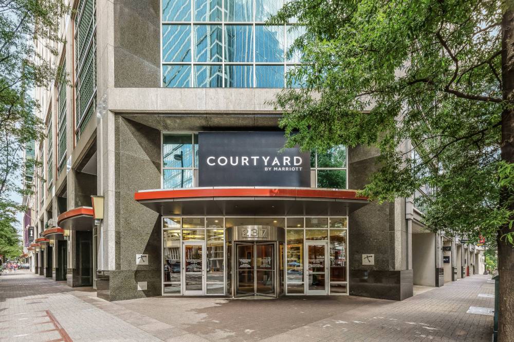 Courtyard Marriott City Center 4