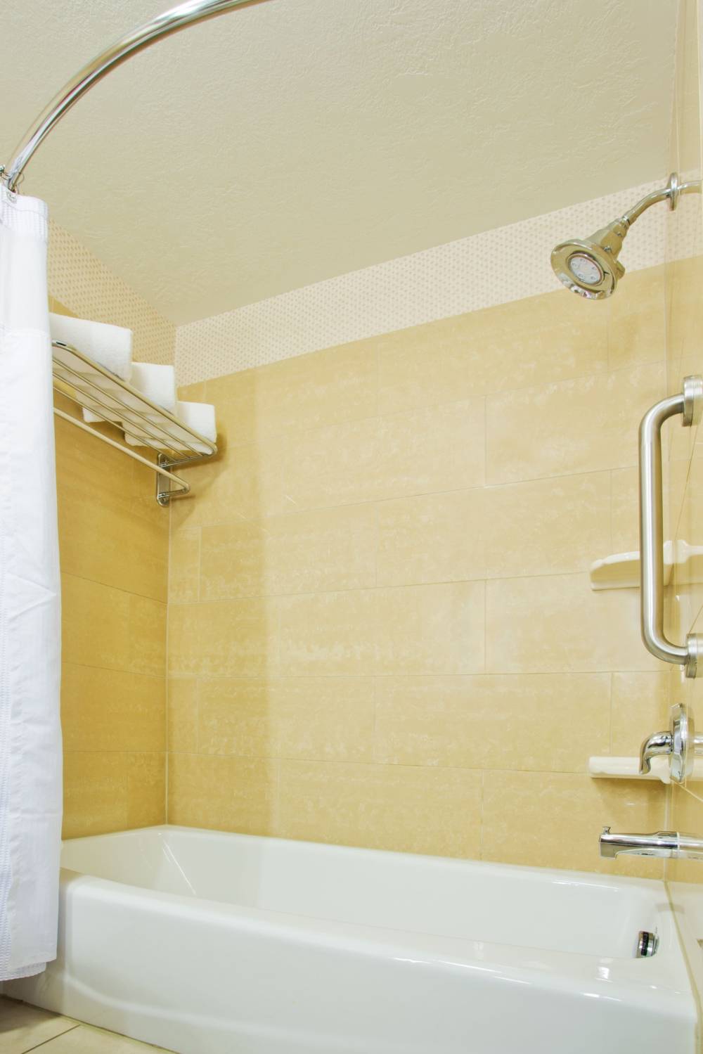 Crowne Plaza Anchorage Midtown 9