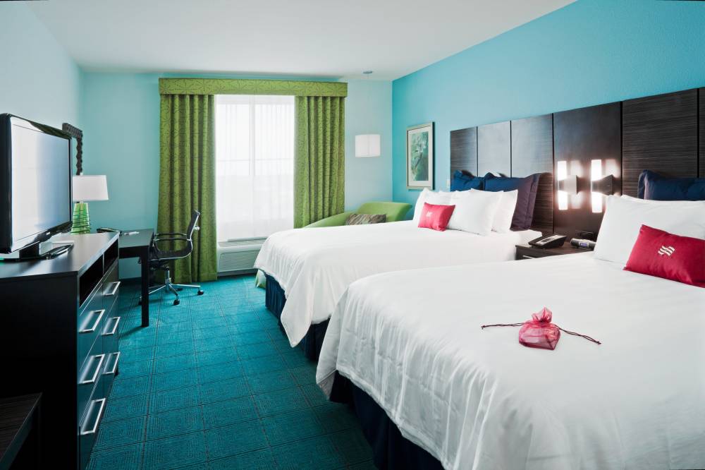 Crowne Plaza Arpt Cruise 7