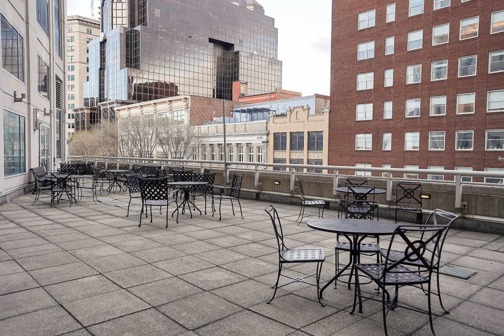 Crowne Plaza Cleveland Playhouse Square 6