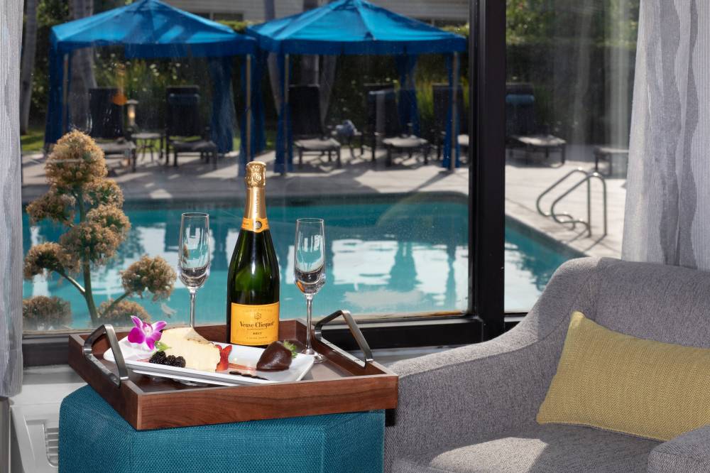 Crowne Plaza Costa Mesa Oc 9