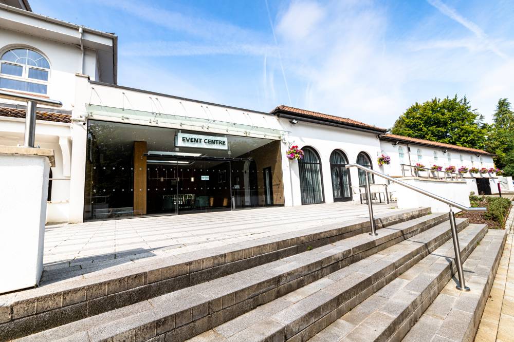 Crowne Plaza Gerrards Cross By Ihg 8