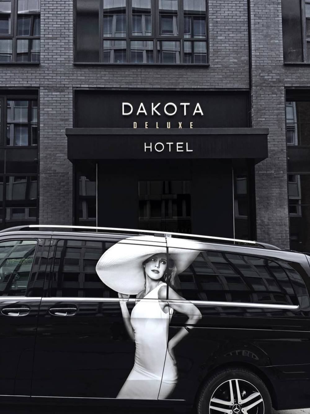 Dakota Exterior