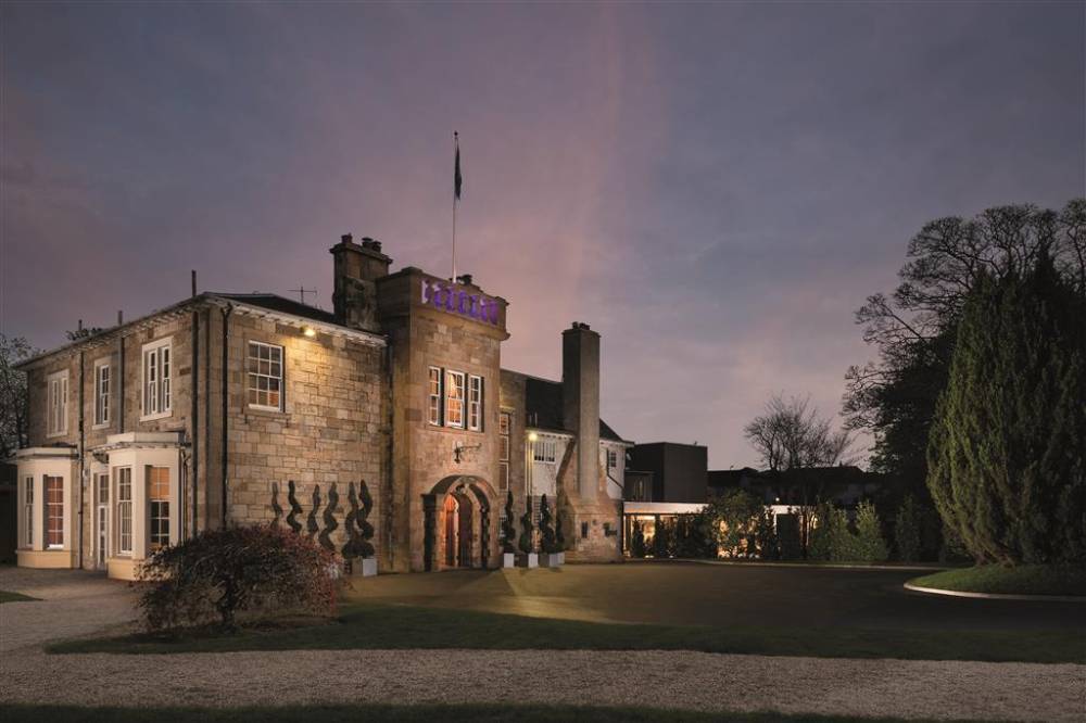 Dalmeny Park Hotel Exterior