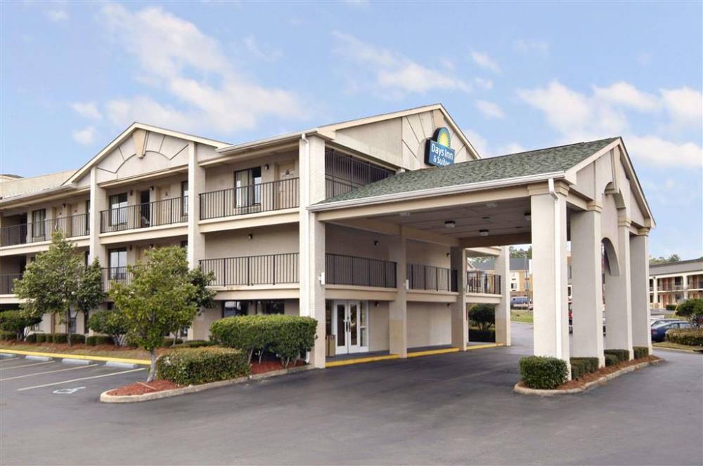 Welcome To Days Inn Mobile