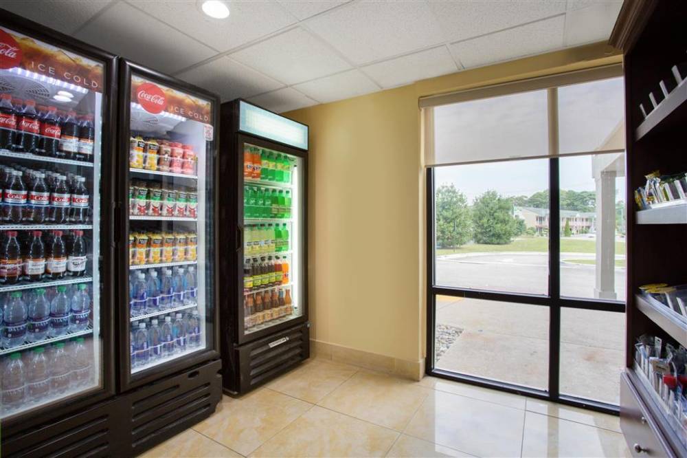 Days Inn By Wyndham Absecon Atlantic City Area 4