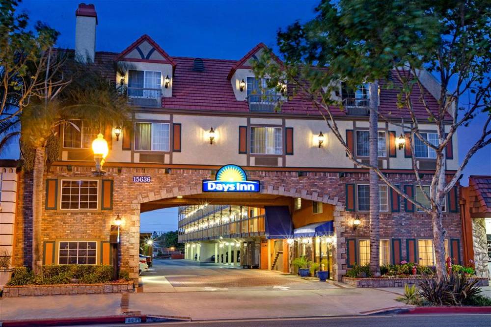 Days Inn By Wyndham Los Angeles Lax/redondo/manhattan Beach 2