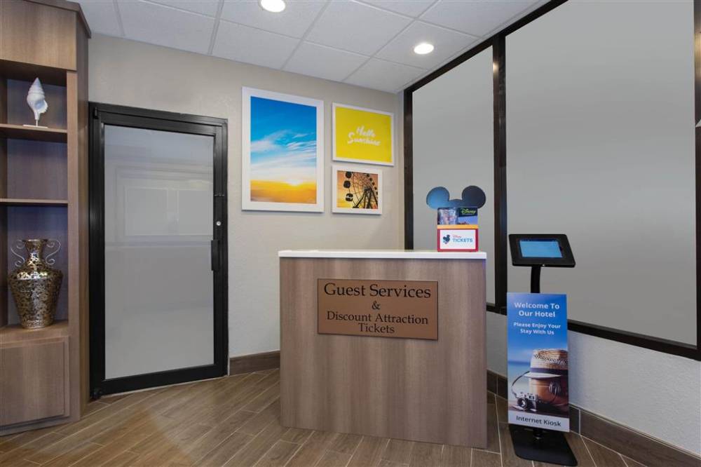 Days Inn By Wyndham Orlando Conv. Center/international Dr 4