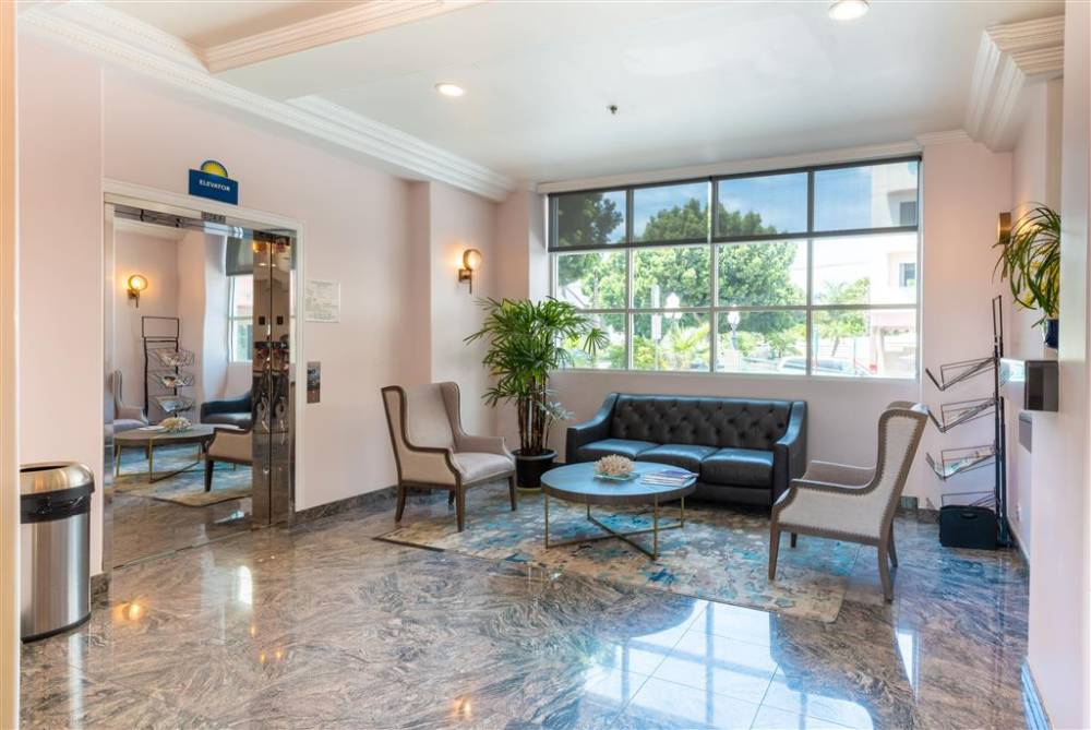 Days Inn By Wyndham Santa Monica/los Angeles 3