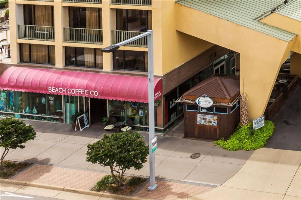 Days Inn By Wyndham Virginia Beach At The Beach 2