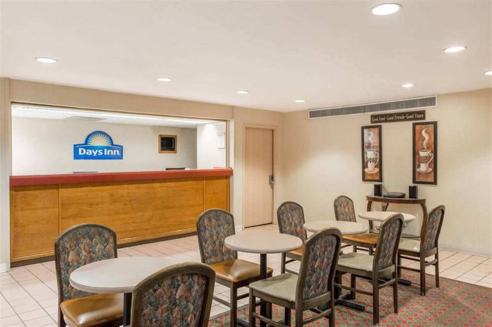 Days Inn By Wyndham West Des Moines / Clive 3