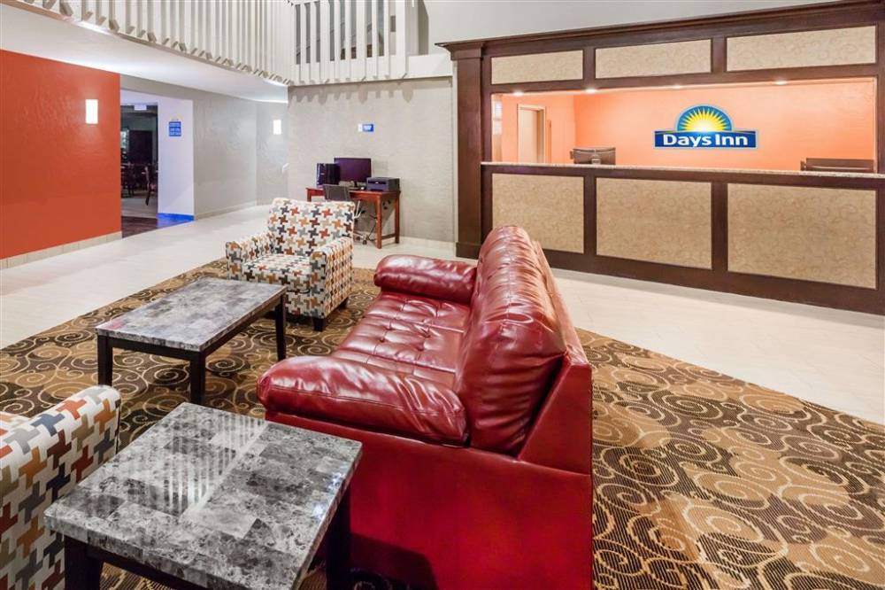 Days Inn By Wyndham West Des Moines 3