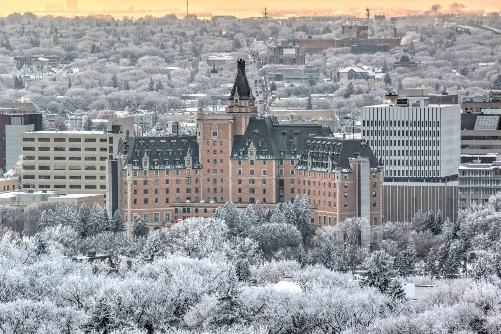 Delta Hotels By Marriott Bessborough 2