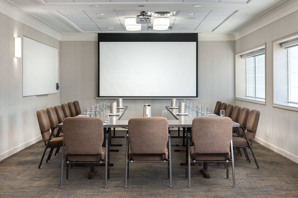 Delta Hotels By Marriott Calgary South 5