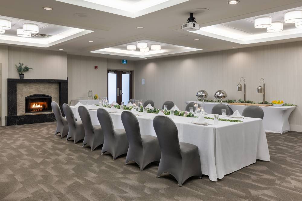 Delta Hotels By Marriott Calgary South 7