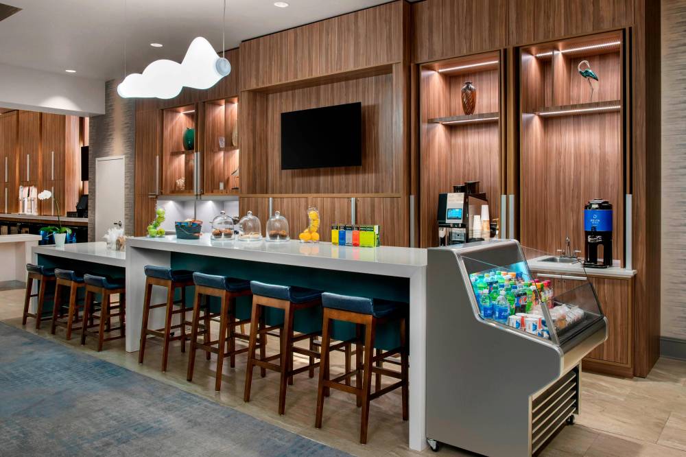 Delta Hotels By Marriott Richmond Downtown 9