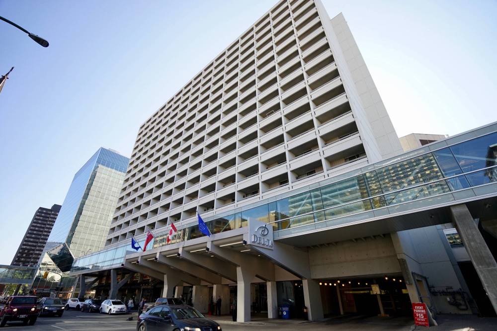 Delta Hotels By Marriott Winnipeg 5