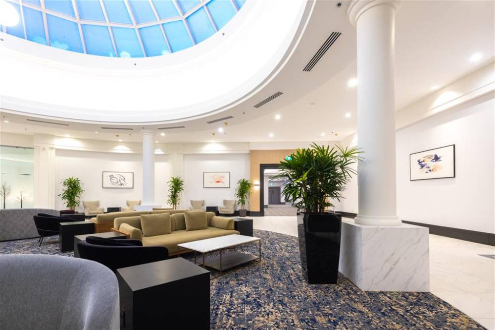 Doubletree By Hilton Calgary North 3