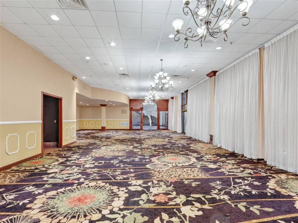 Doubletree By Hilton Charlottesville 3