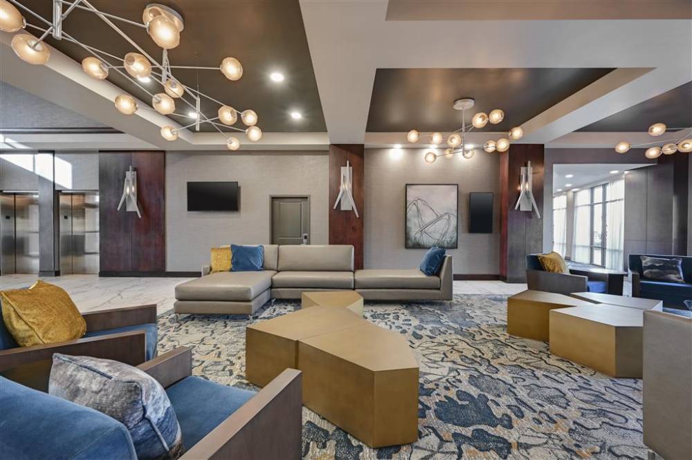 Doubletree By Hilton Denver International Airport 4