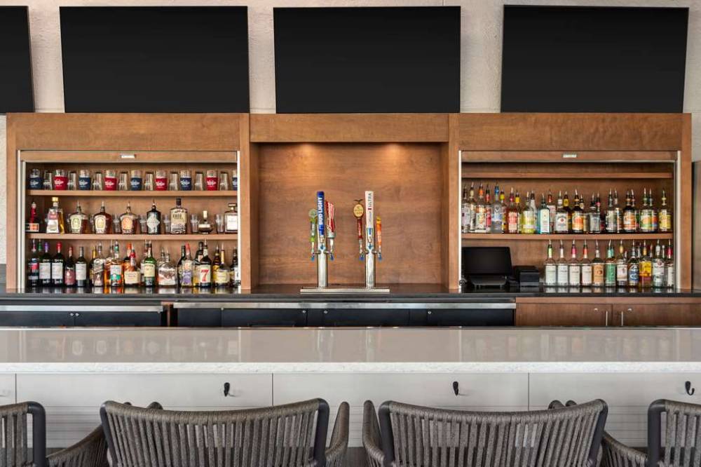 Doubletree By Hilton Fort Myers At Bell Tower Shops 5