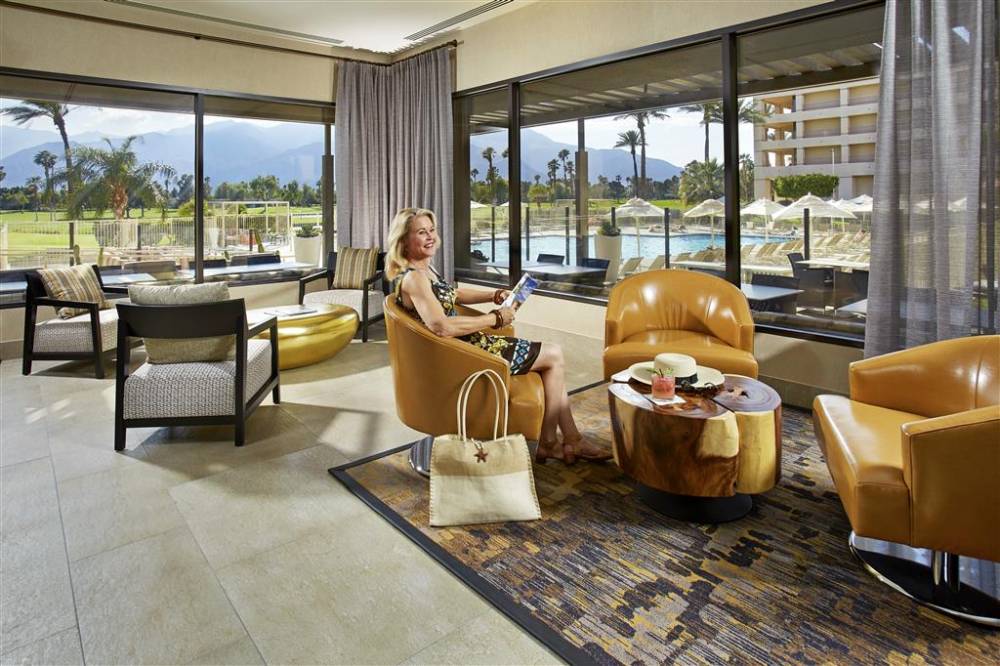 Doubletree By Hilton Golf Resort Palm Springs 4