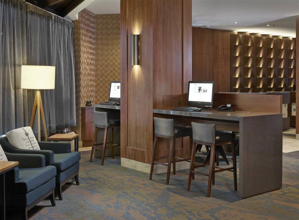 Doubletree By Hilton Hotel And Conference Centre Regina 3