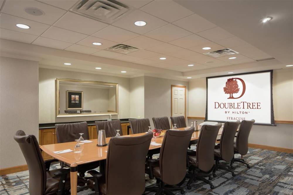 Doubletree By Hilton Hotel Syracuse 2