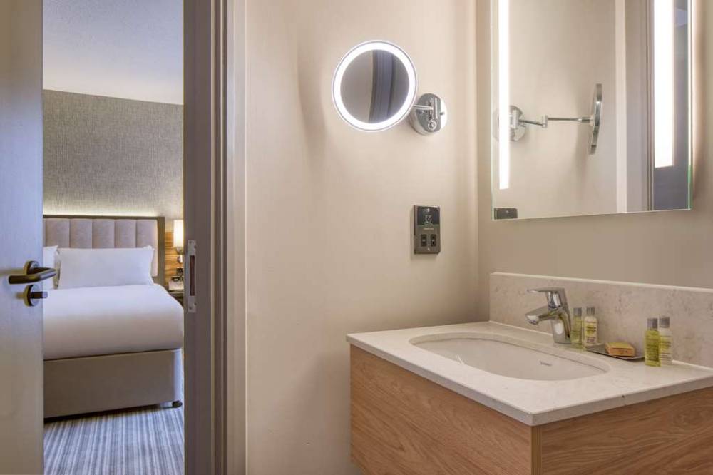 Doubletree By Hilton London - Chelsea 6