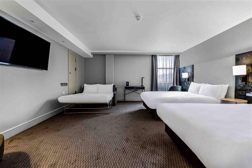 Doubletree By Hilton London Kensington 5