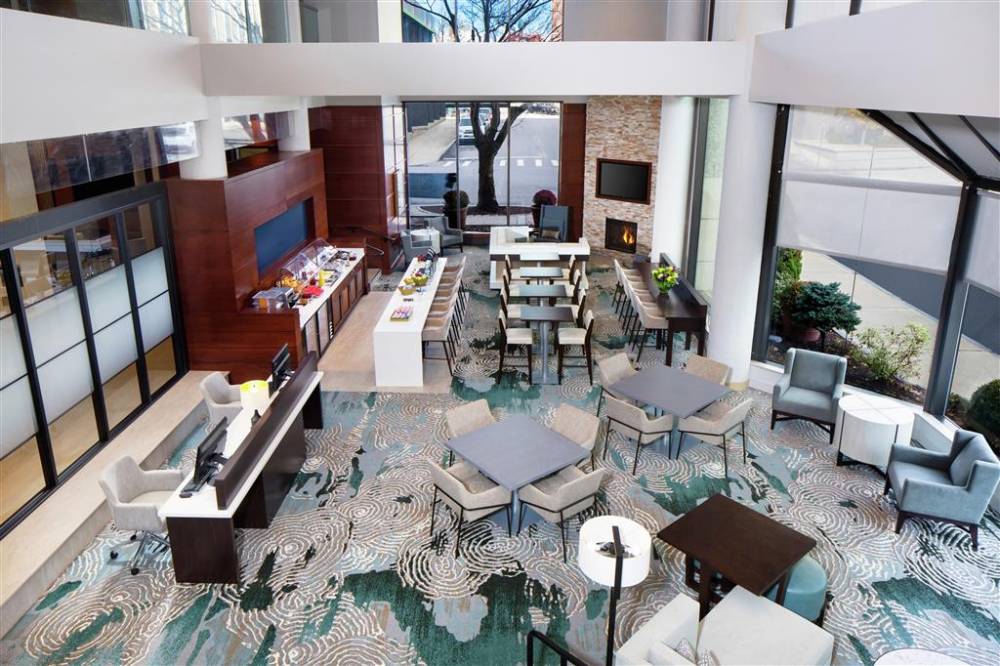 Doubletree By Hilton Manchester Downtown 6