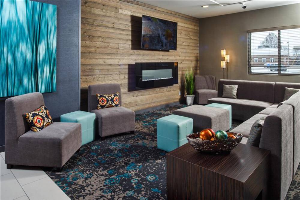 Doubletree By Hilton Neenah 3
